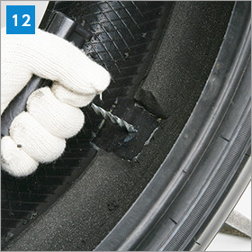 内面タイヤパンク修理の方法12
