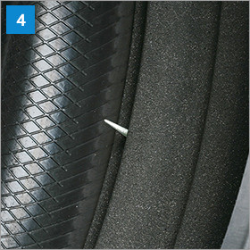 内面タイヤパンク修理の方法4